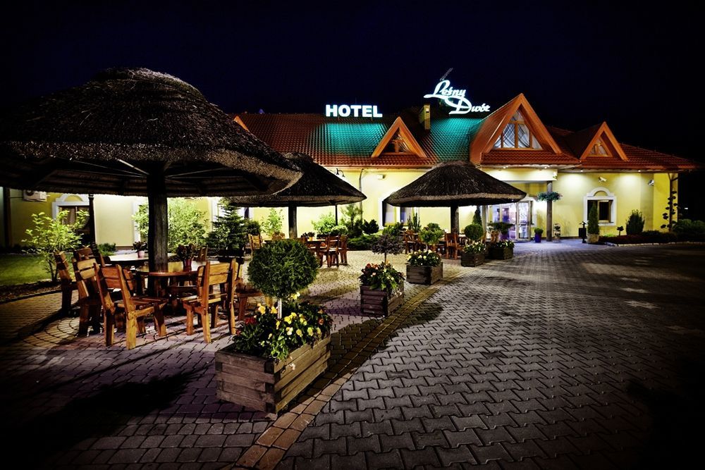 Lesny Dwor Hotel Radom Exterior photo